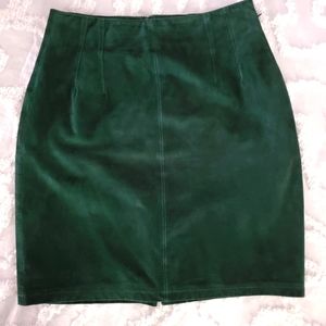 *NWOT* THE LIMITED High Waisted Suede Short Skirt